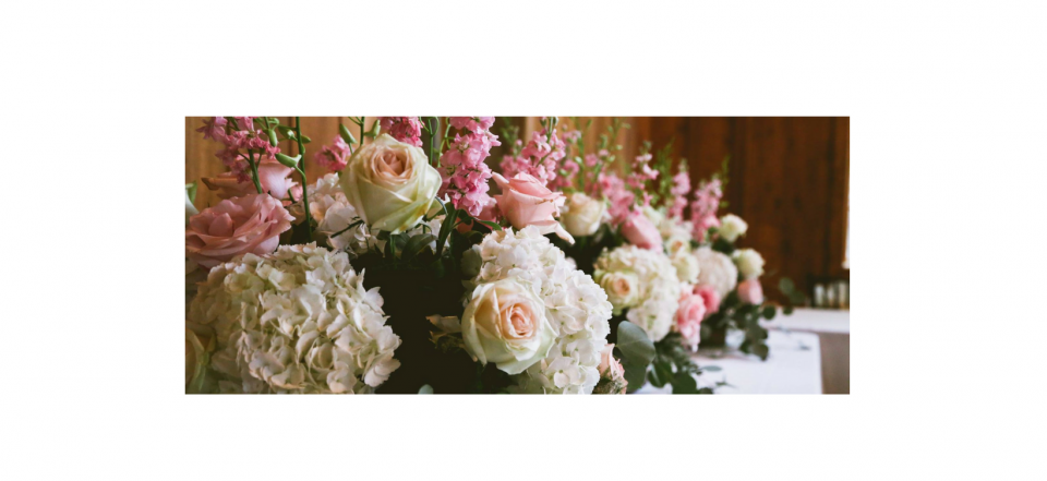 Order flowers online or give us a call to schedule a consultation. Our design experts look forward to working with you. 